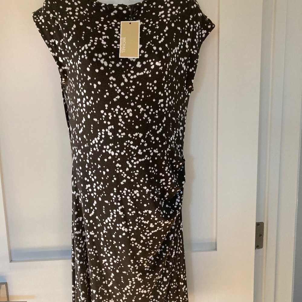 Michael Kors dress, never worn. Size S.